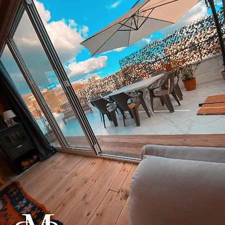 La Maison - Your For 4 Seasons