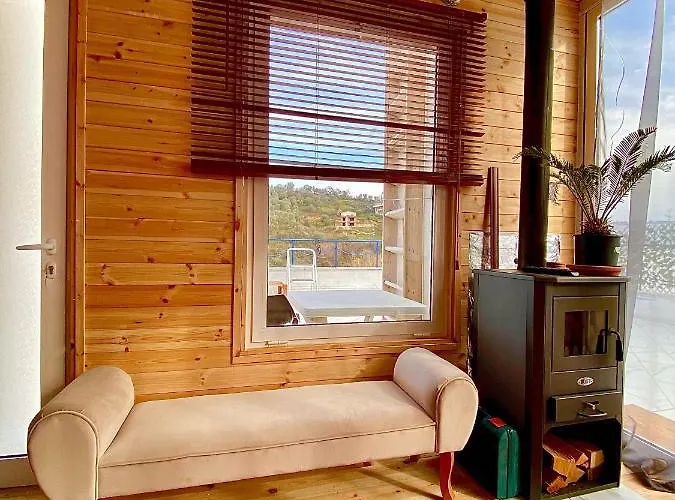 La Maison - Your For 4 Seasons